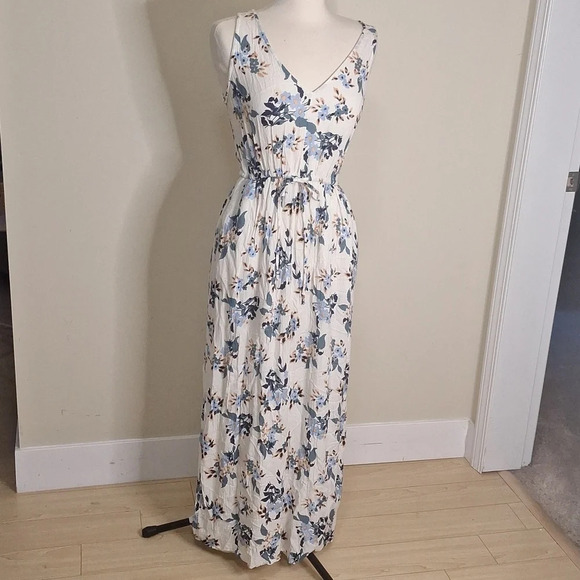 Lucky Brand  floral vee neck tie waist maxi dress SZ M - Picture 2 of 8
